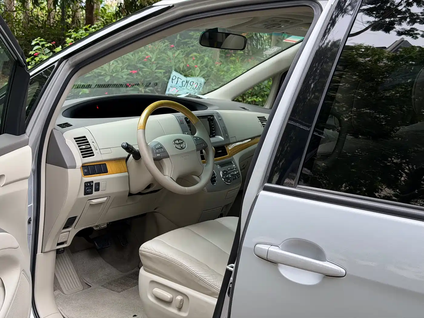 Toyota Previa 2006 Model 2.4L 7-Seater Luxury Edition фото 6