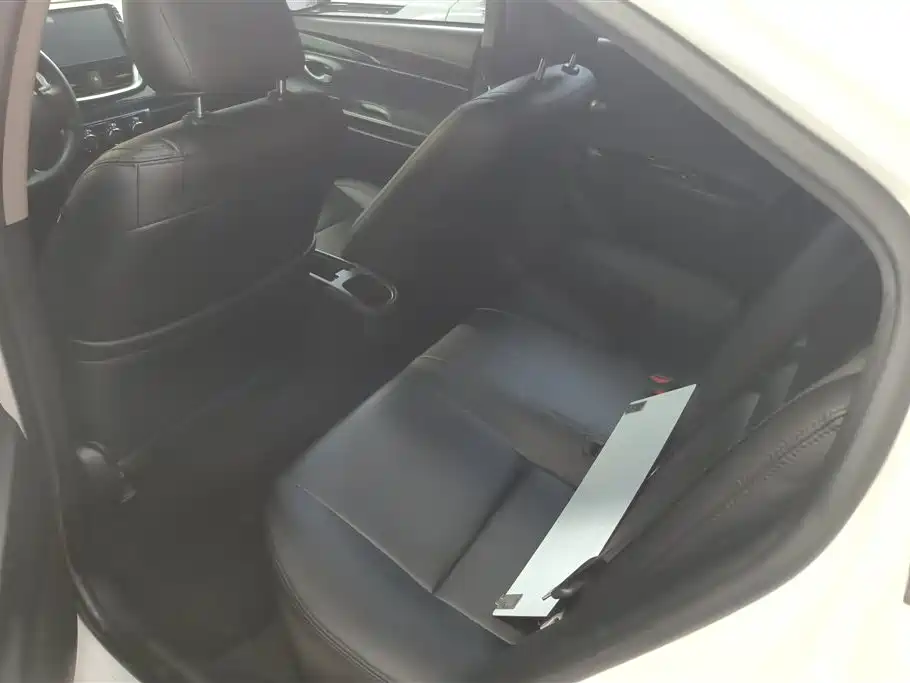 Toyota YARiS L Zhi Xiang 2017 1.5E CVT Charming Edition фото 11