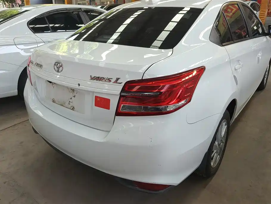 Toyota YARiS L Zhi Xiang 2017 1.5E CVT Charming Edition фото 3