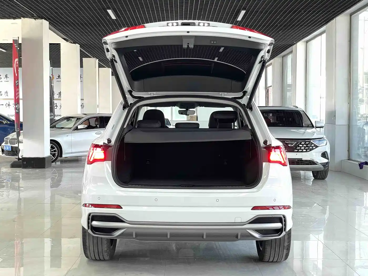 Audi Q3 2022 35 TFSI Fashion Dynamic фото 18