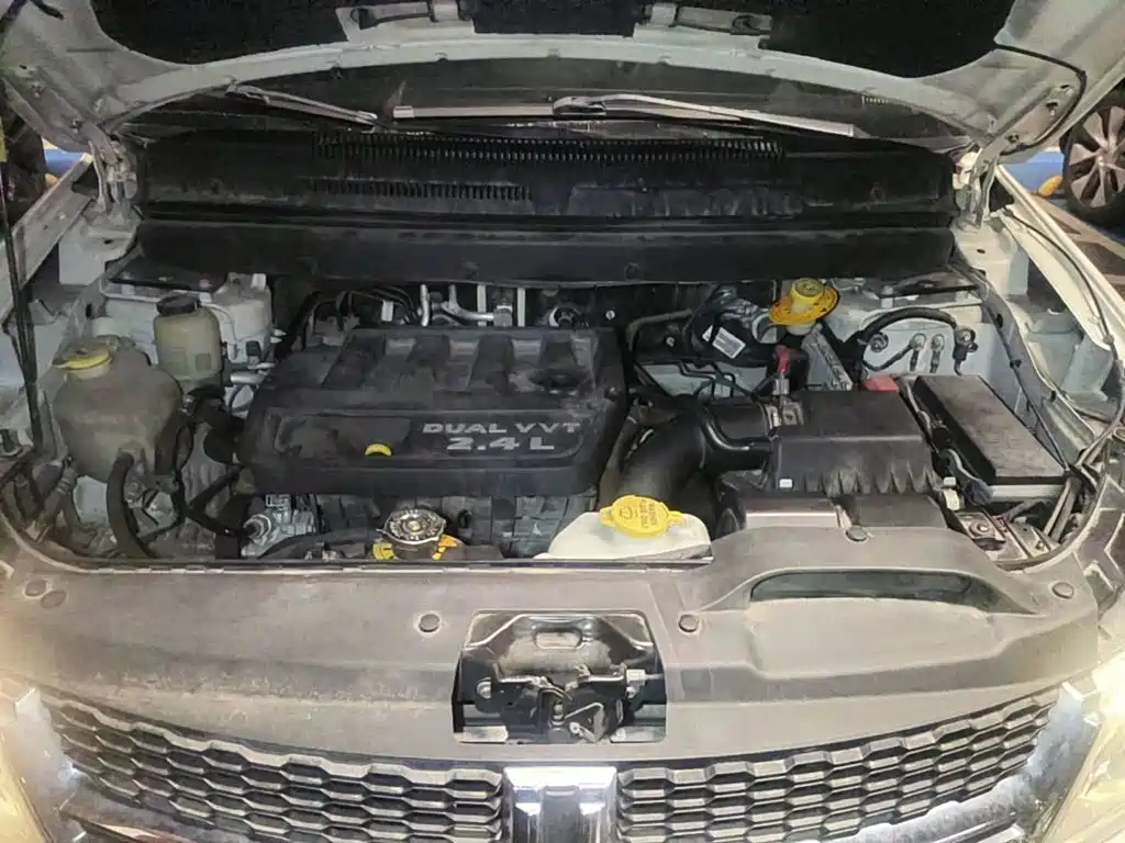 Dodge Journey 2015 2013 Model 2.4L 2WD Premium Edition