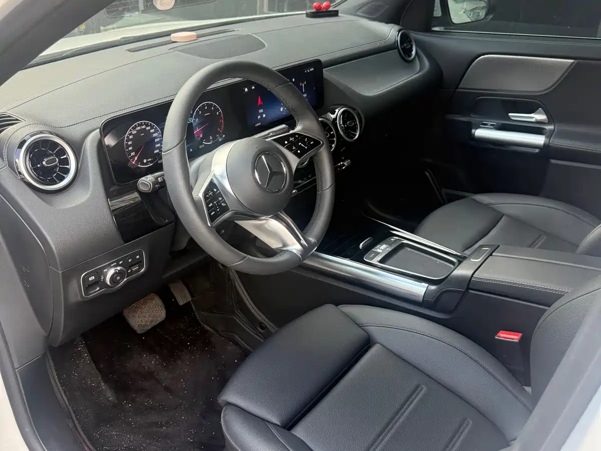 Mercedes-Benz GLA 2025 2025 GLA 200