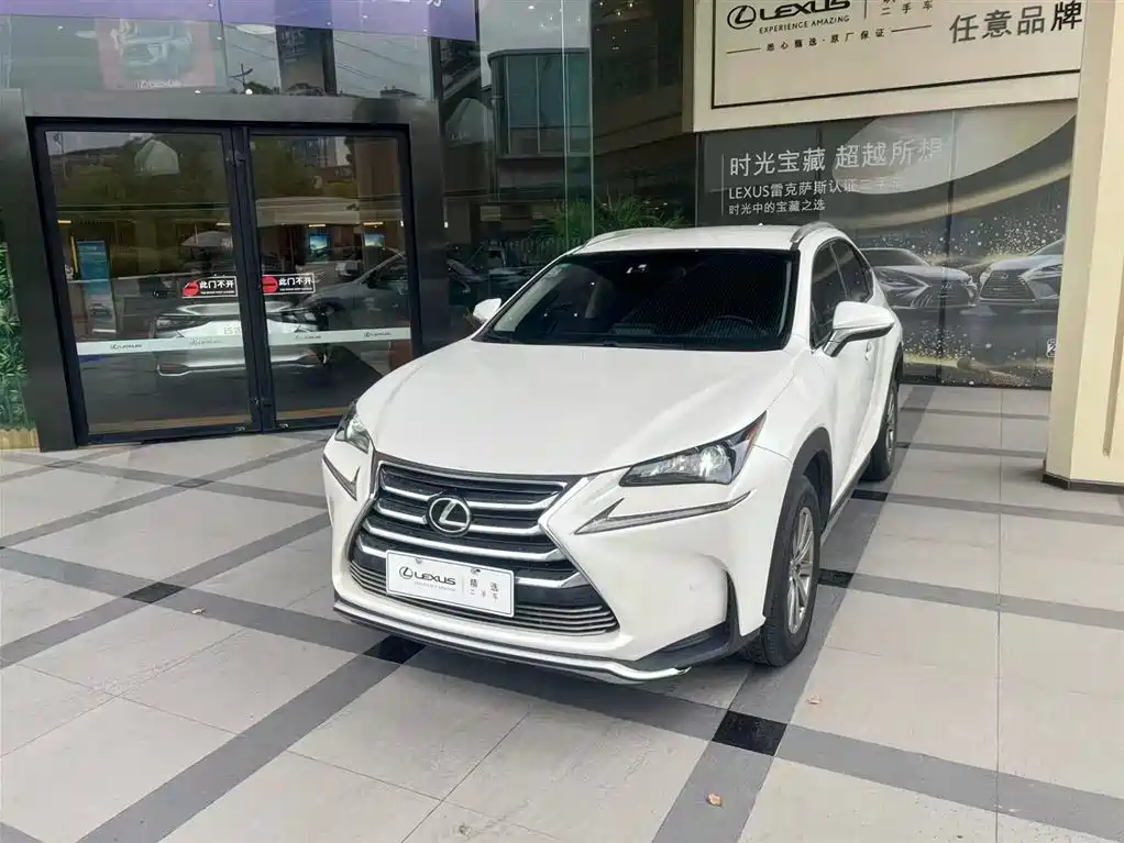 Lexus NX 2015 200 FWD Premium