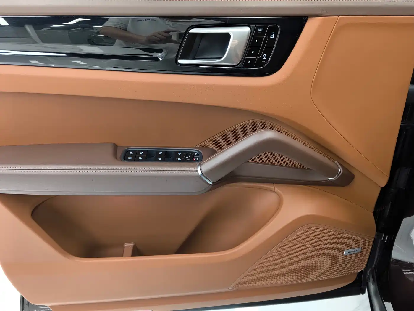 Porsche Cayenne New Energy 2021 Cayenne E-Hybrid 2.0T фото 22