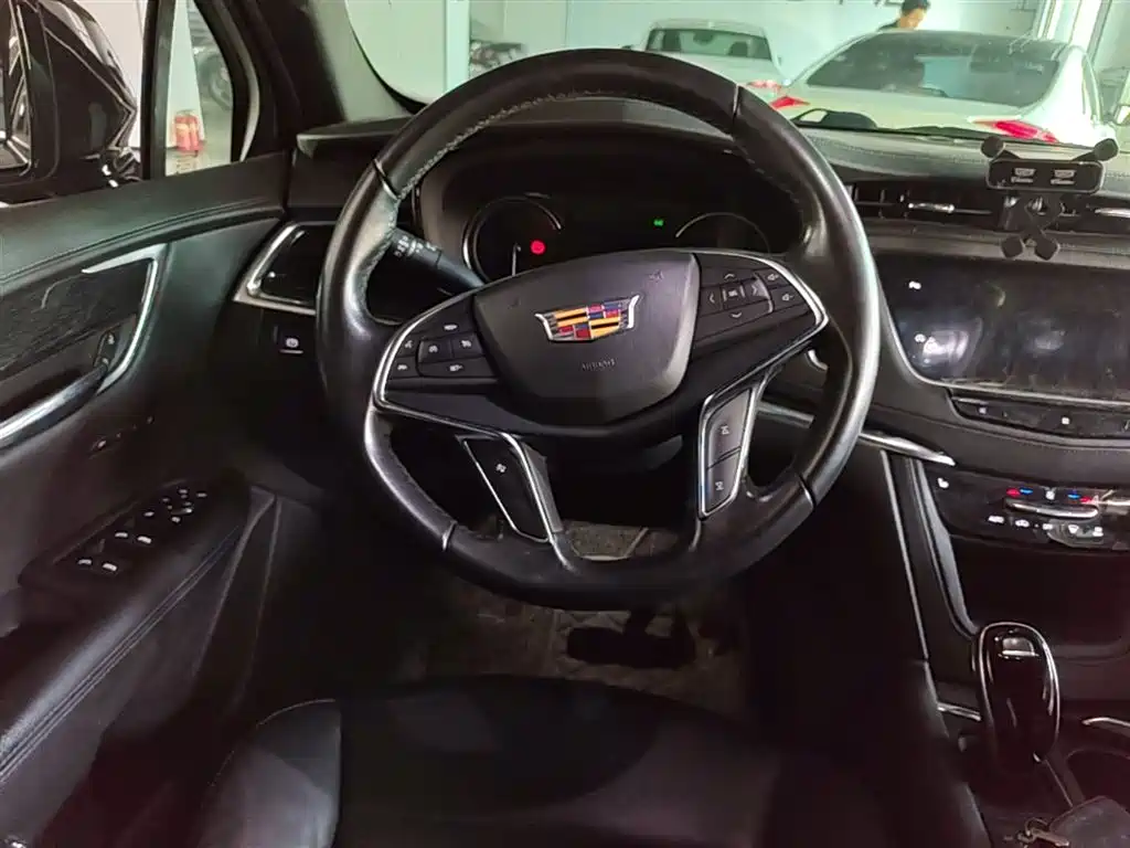 Cadillac XT5 2020 28T Luxury Model фото 11