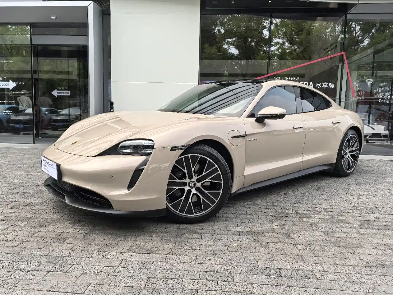 Porsche Taycan 2022 Taycan