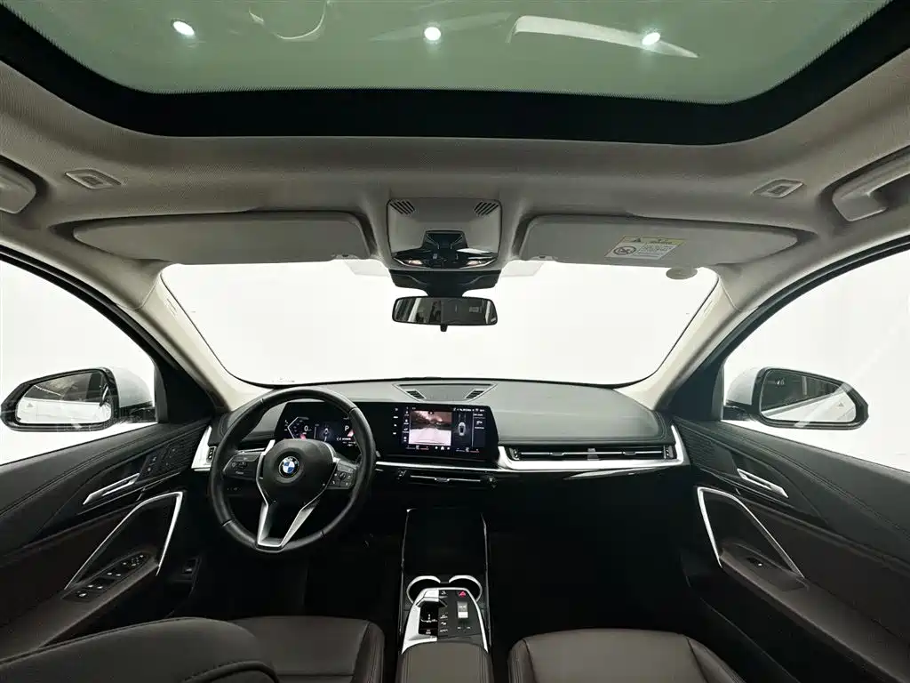 BMW X1 2023 sDrive20Li X Design Package фото 10