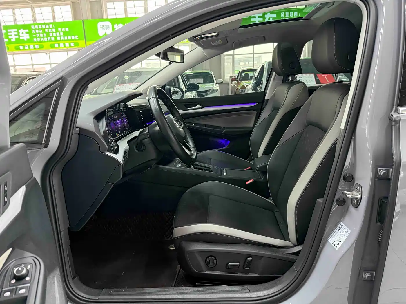 Volkswagen Golf 2021 280TSI DSG Pro фото 8