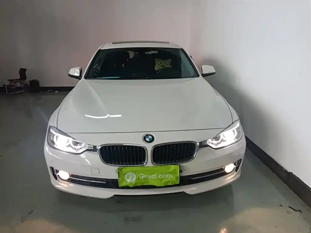 BMW 3 Series 2014 320Li Fashion фото 3