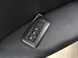 Фото 17 - Lexus RX