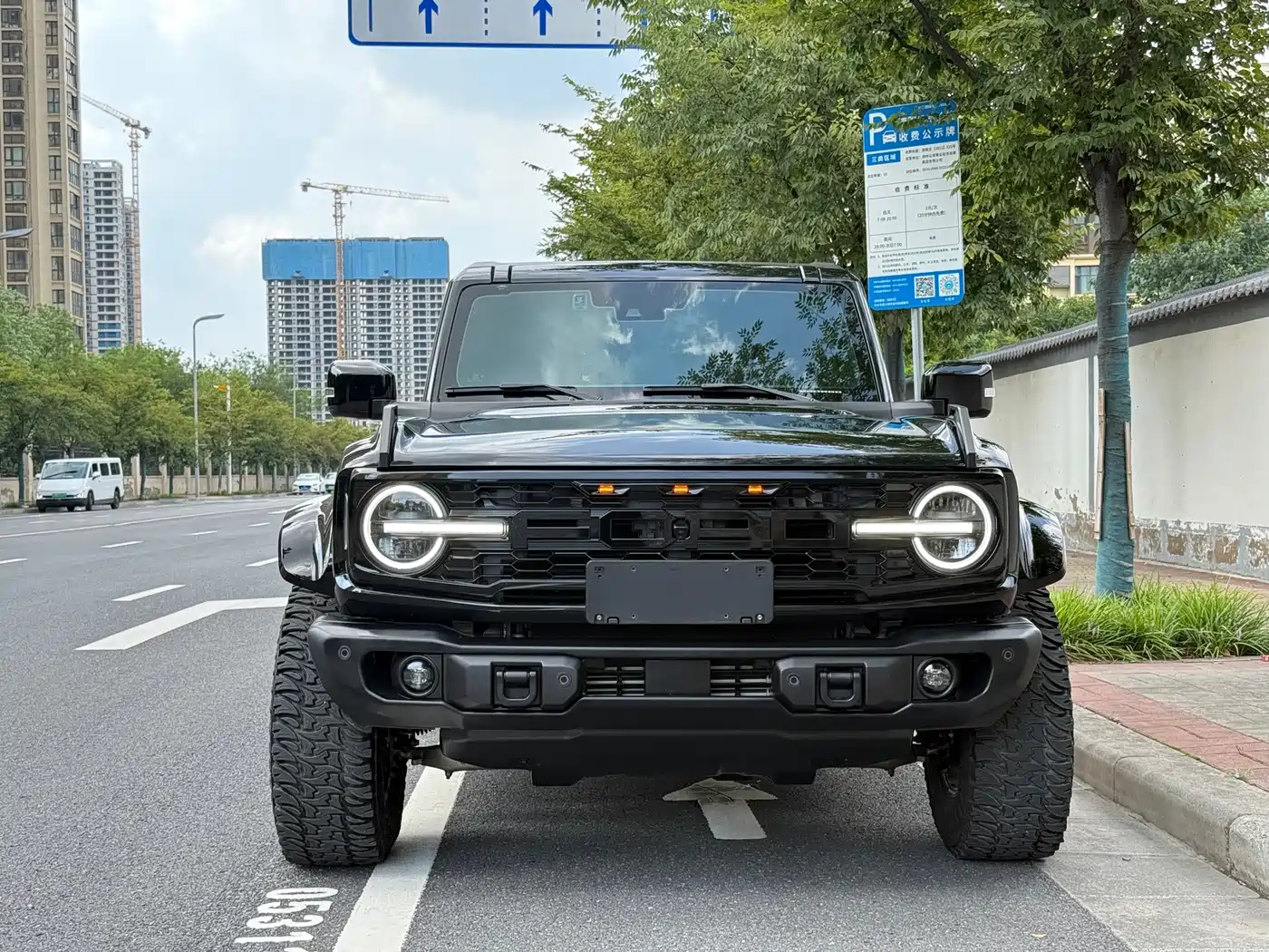 Ford Bronco 2025 2024 2.3T Black Diamond
