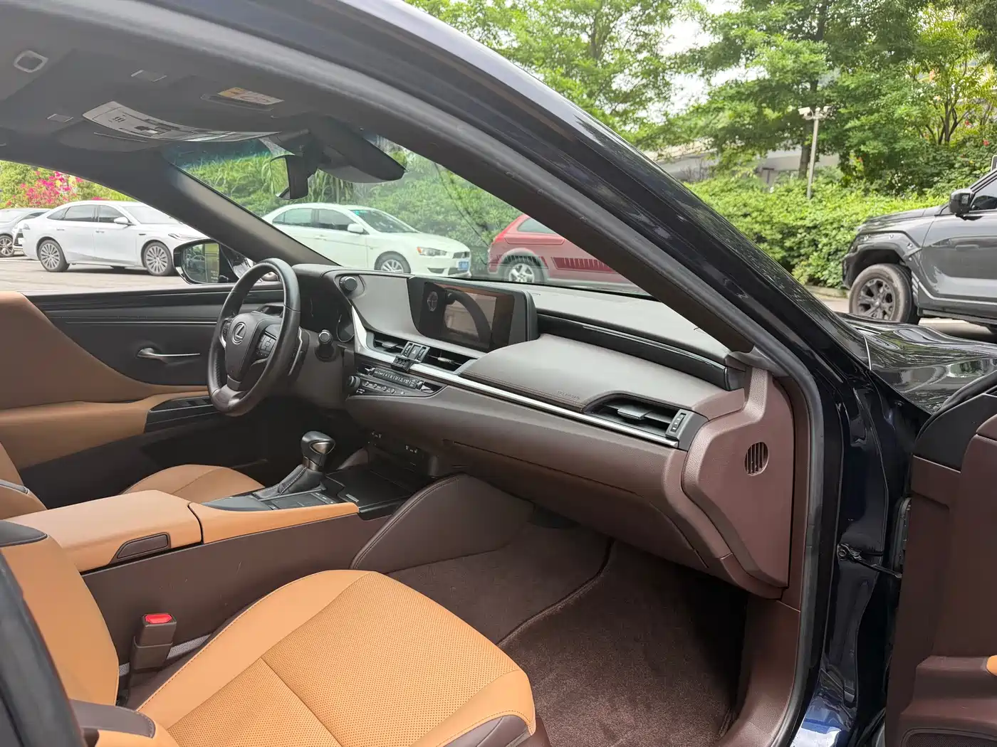 Lexus ES 2020 200 Excellence фото 5