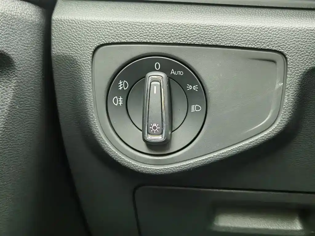 Volkswagen Teramont 2020 380TSI 4WD Luxury Edition China VI фото 21
