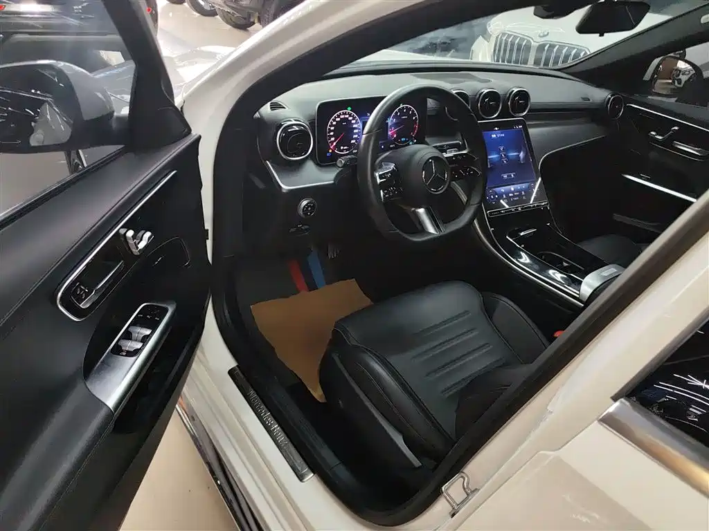 Mercedes-Benz C-Class 2022 C 200 L Sport Version фото 16