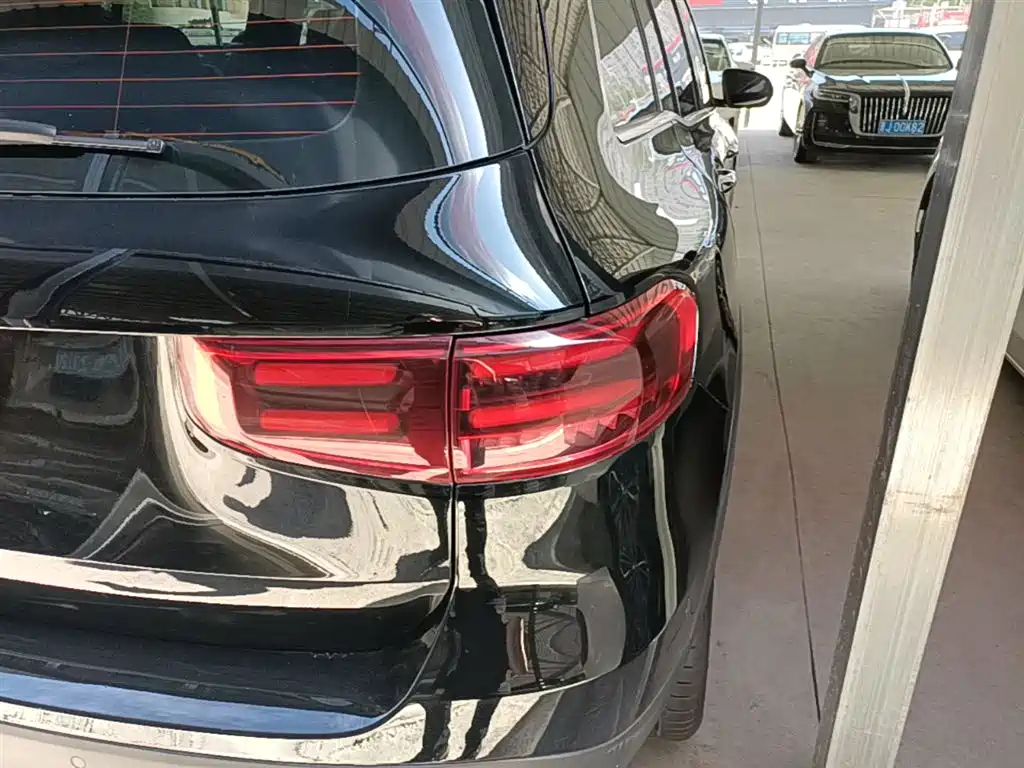 Mercedes-Benz GLB 2024 GLB 220 Fashion фото 8