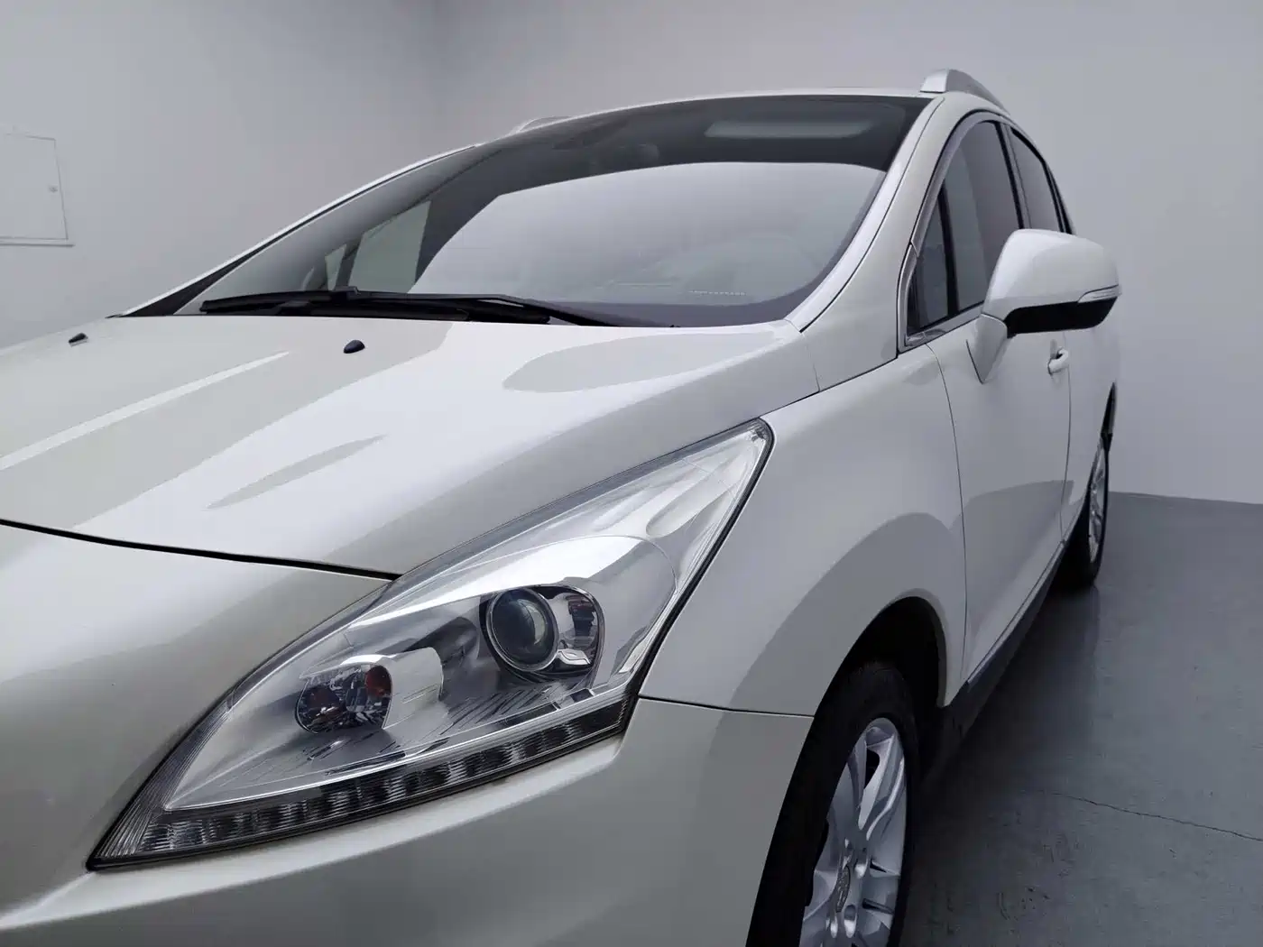 Peugeot 3008 2015 1.6THP Automatic Top Style Edition фото 27