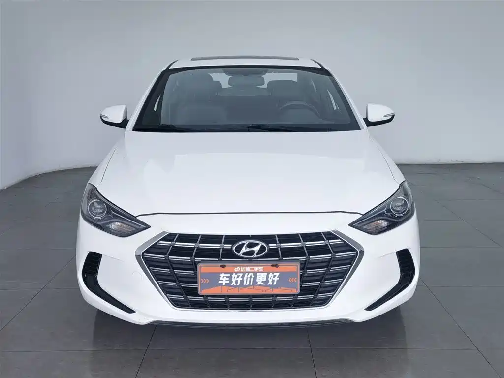 Hyundai Elantra 2020 1.4T DCT Dynamic·Vitality фото 3