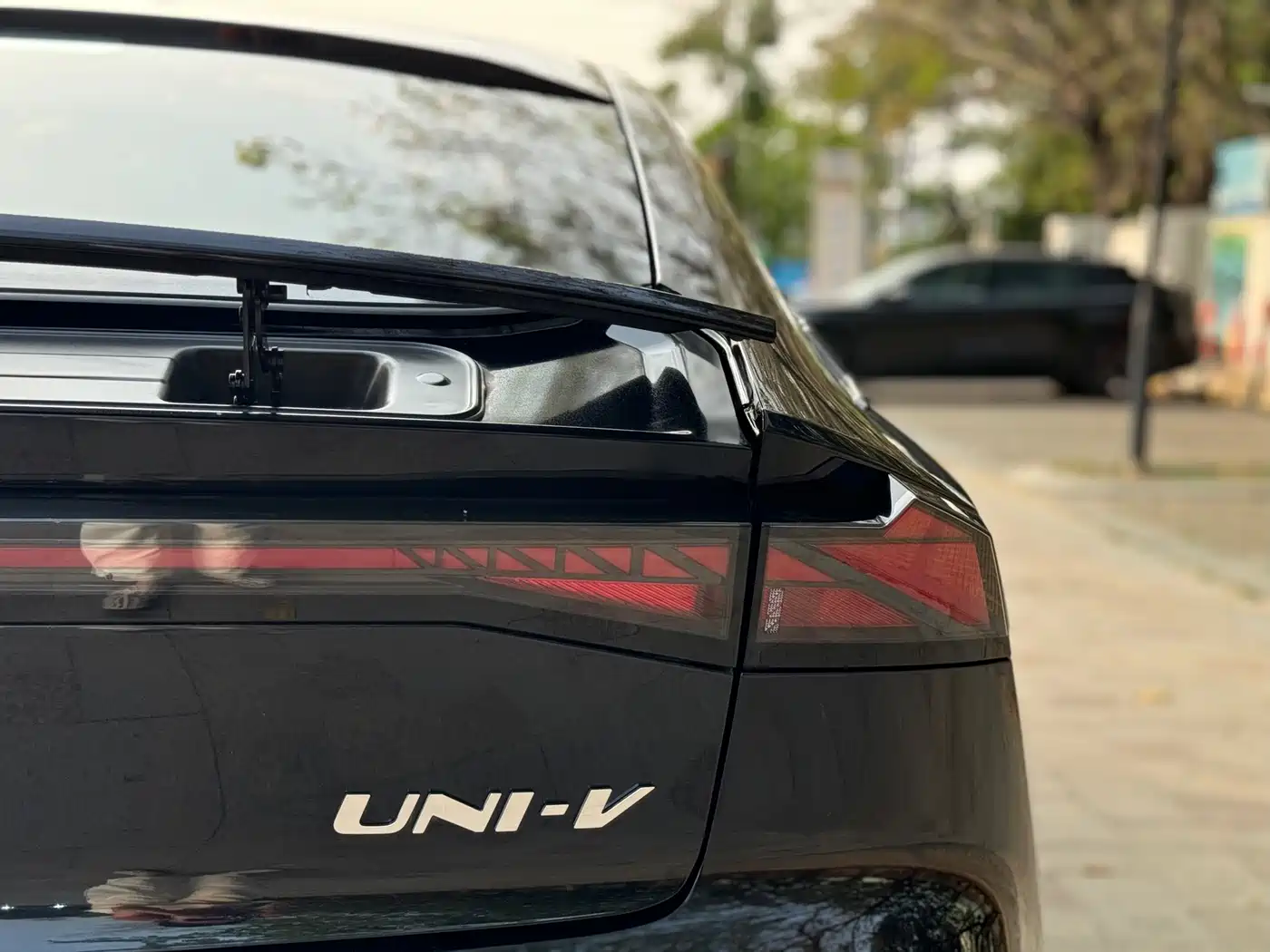 CHANGAN UNI-V