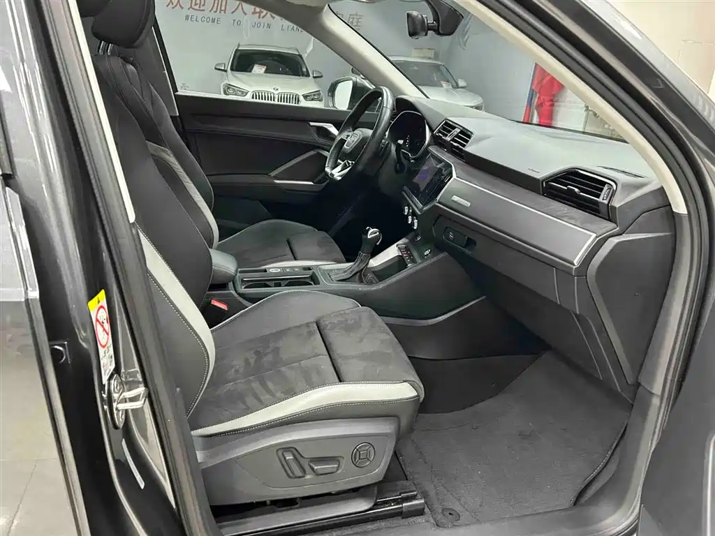Audi Q3 2022 35 TFSI Fashion Dynamic фото 13