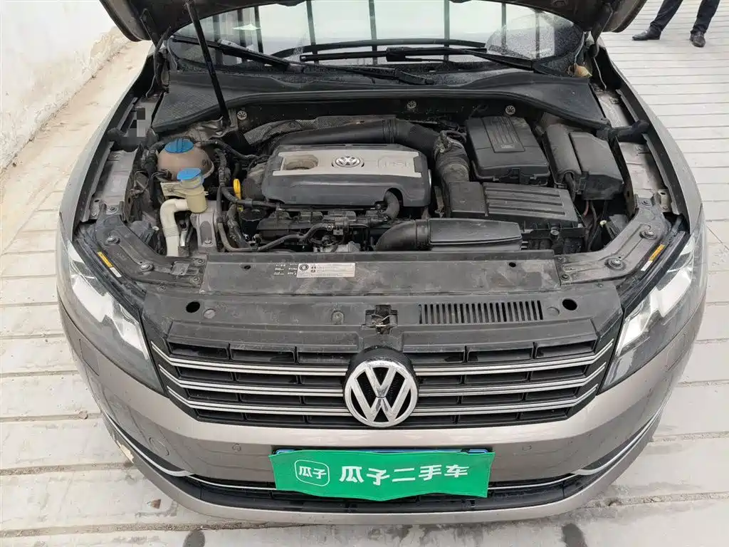 Volkswagen Passat 2014 1.8TSI DSG Executive Edition фото 11