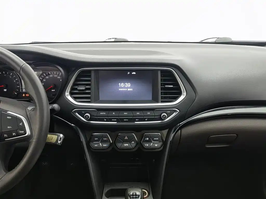 GAC Trumpchi Trumpchi GS4 2017 235T G-DCT 2WD Luxury фото 12