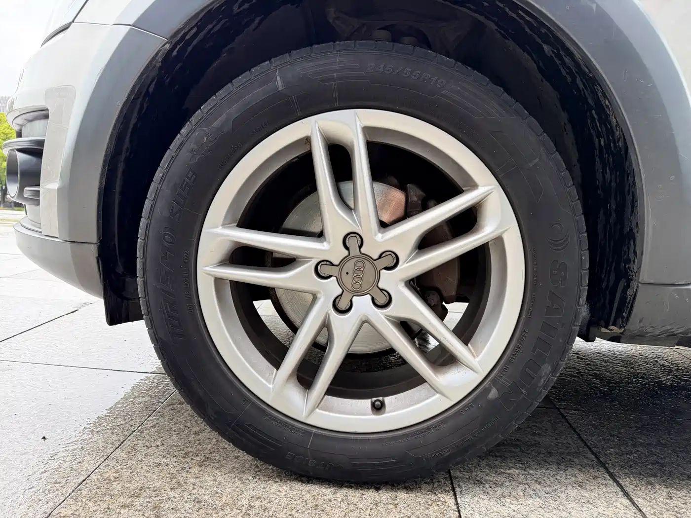 AUDI Q5
