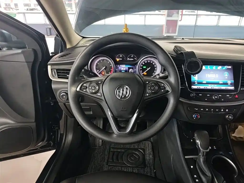 Buick Verano 2017 Sedan 20T DCT Leading фото 11