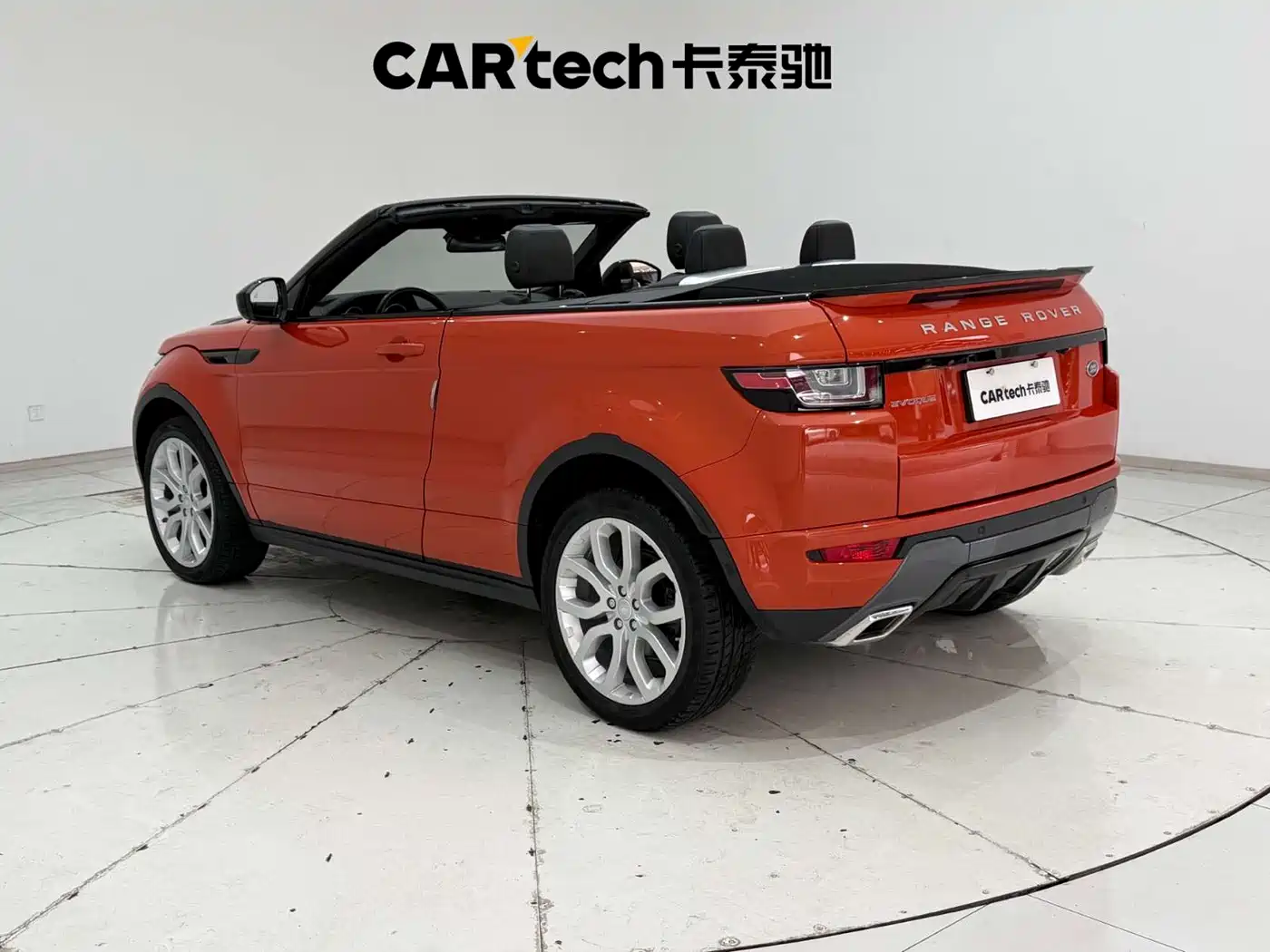 Land Rover Range Rover Evoque (Import) 2017 2.0T Convertible фото 7