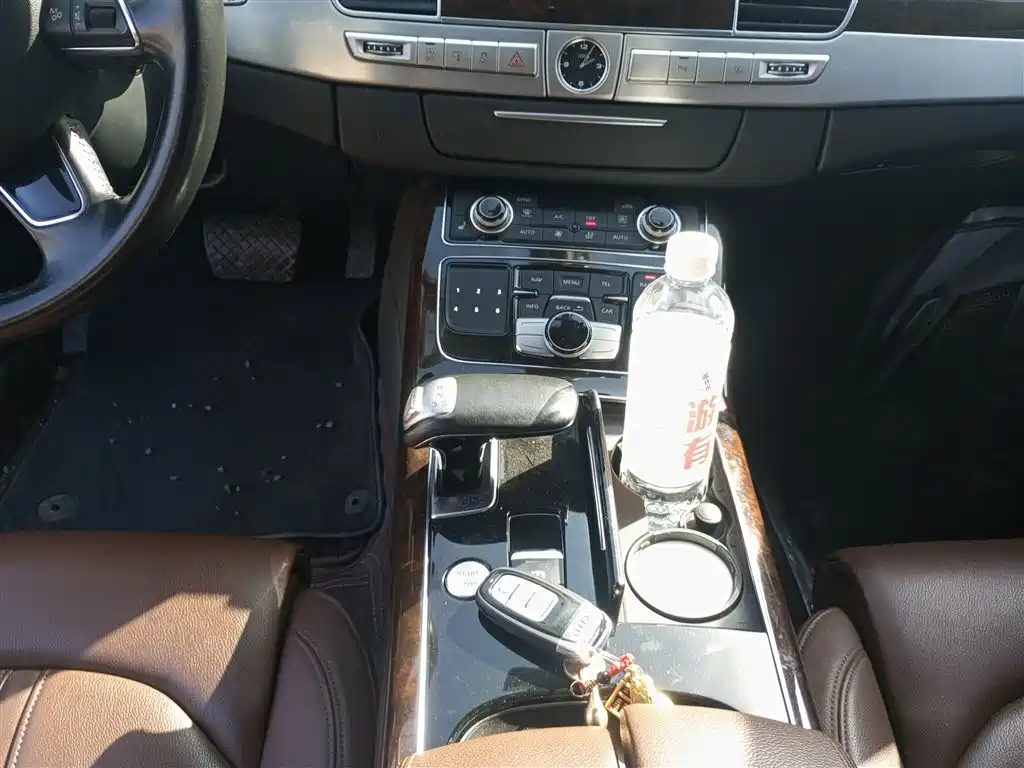 Audi A8 2014 A8L 45 TFSI quattro Comfort фото 14