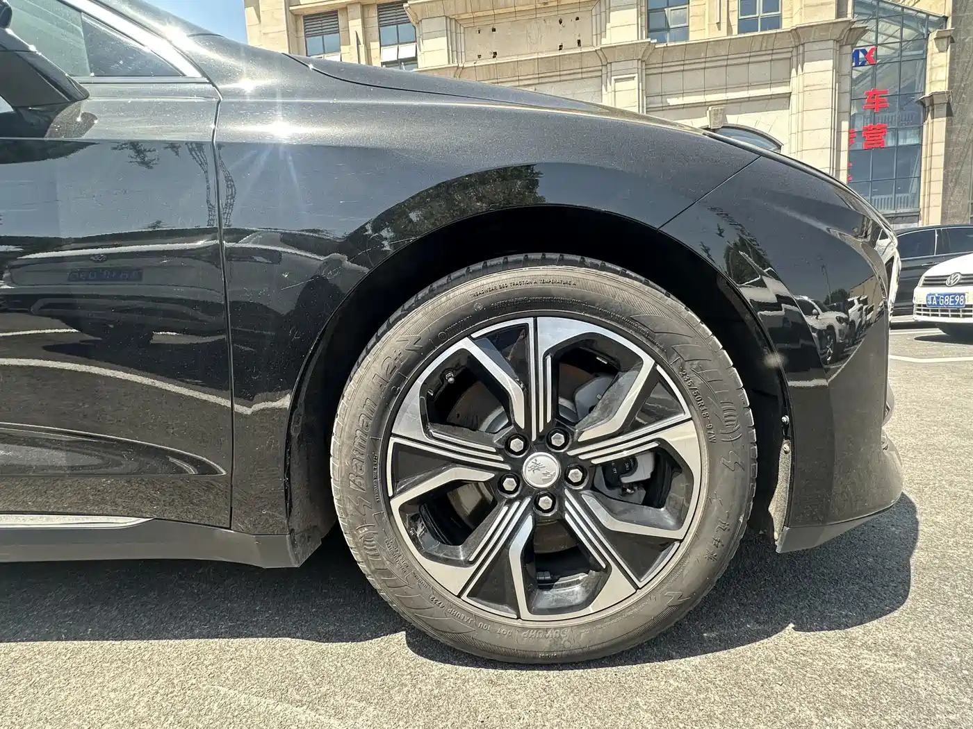 Hongqi E-QM5 2021 Ride-hailing Charging Basic Edition 5-seater фото 15