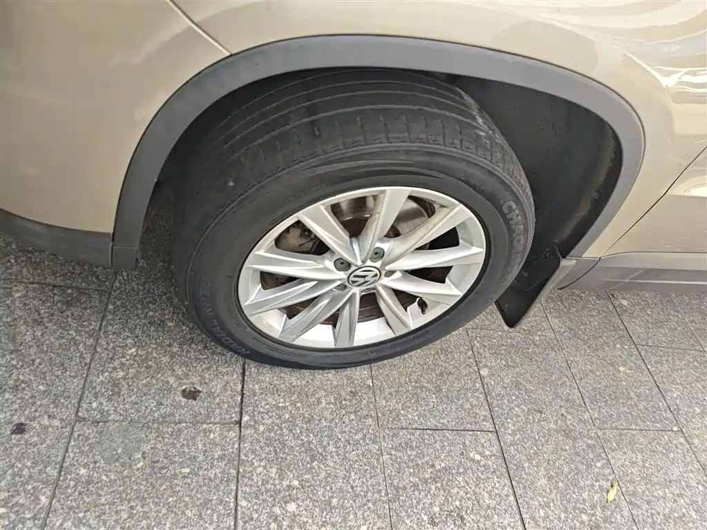 Volkswagen Tiguan 2015 1.8TSI Automatic 2WD Comfortline фото 23