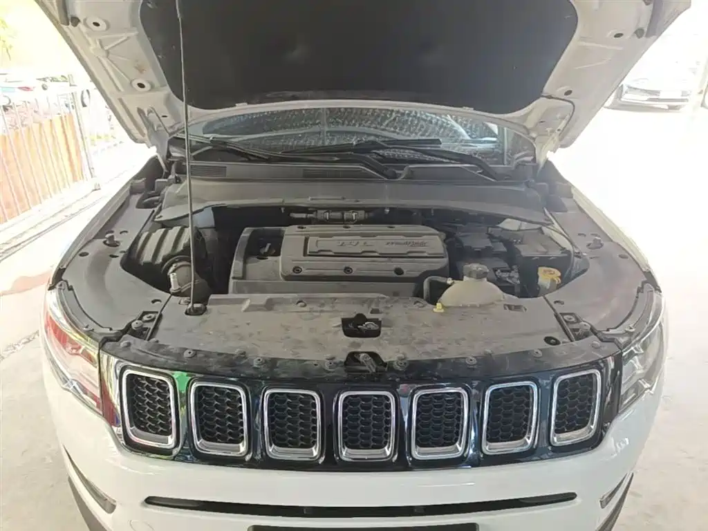 Jeep Compass 2019 2019 200T Auto Family-Connected Large Screen Edition
