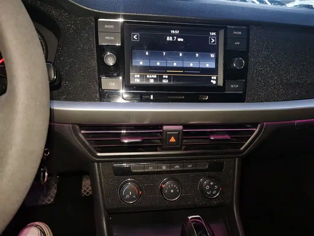 Volkswagen Lavida 2019 1.5L Automatic Comfort Edition China VI фото 6