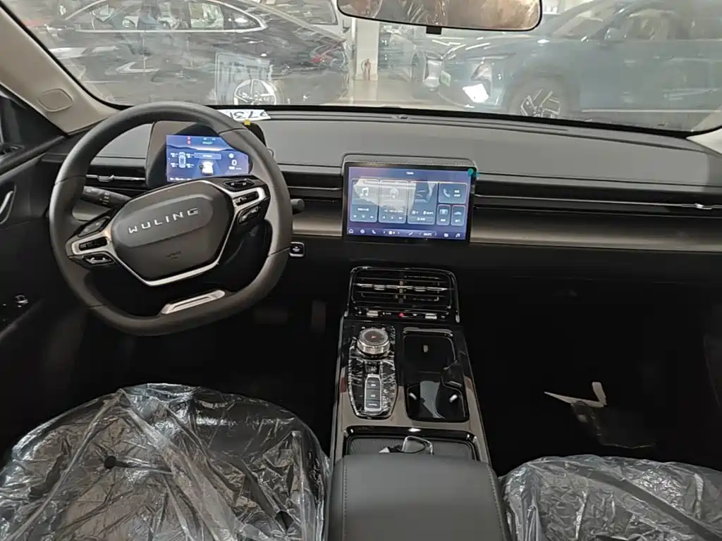 Wuling Motors Wuling E5 2026 2024 510km Standard Edition