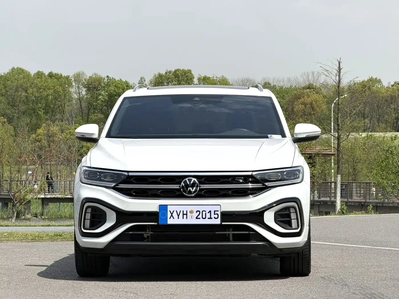 Volkswagen T-ROC 2023 300TSI DSG 2WD Dawn Edition фото 2