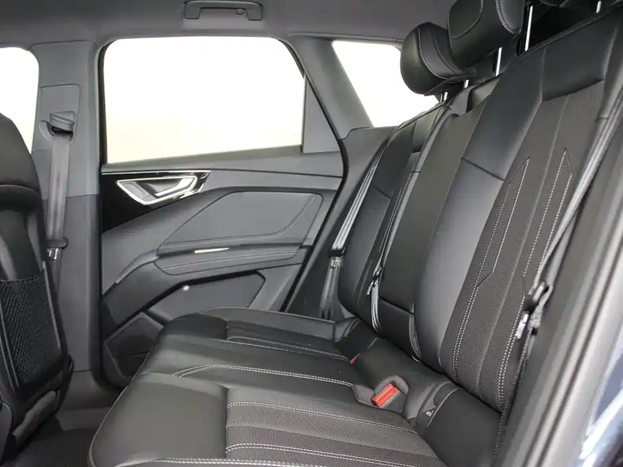 Audi Q4 e-tron 2024 40 e-tron Creation Edition фото 8
