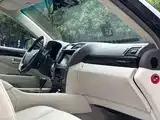Фото 7 - Lexus LS