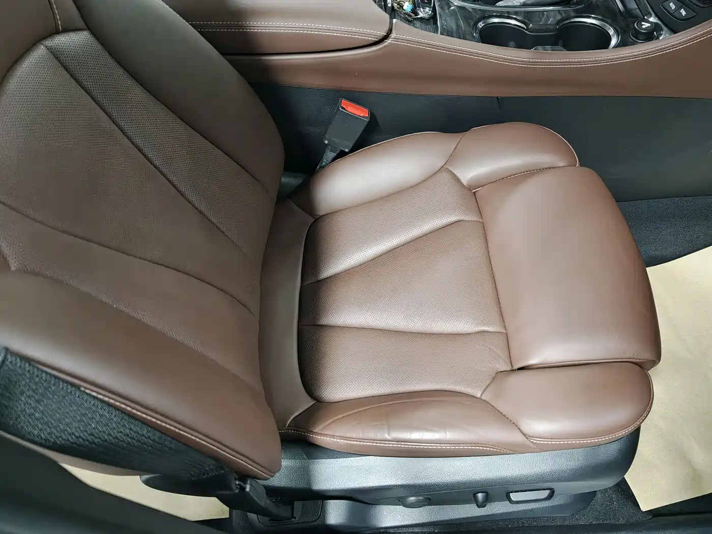 Buick Envision Plus 2016 28T 4WD Luxury фото 12