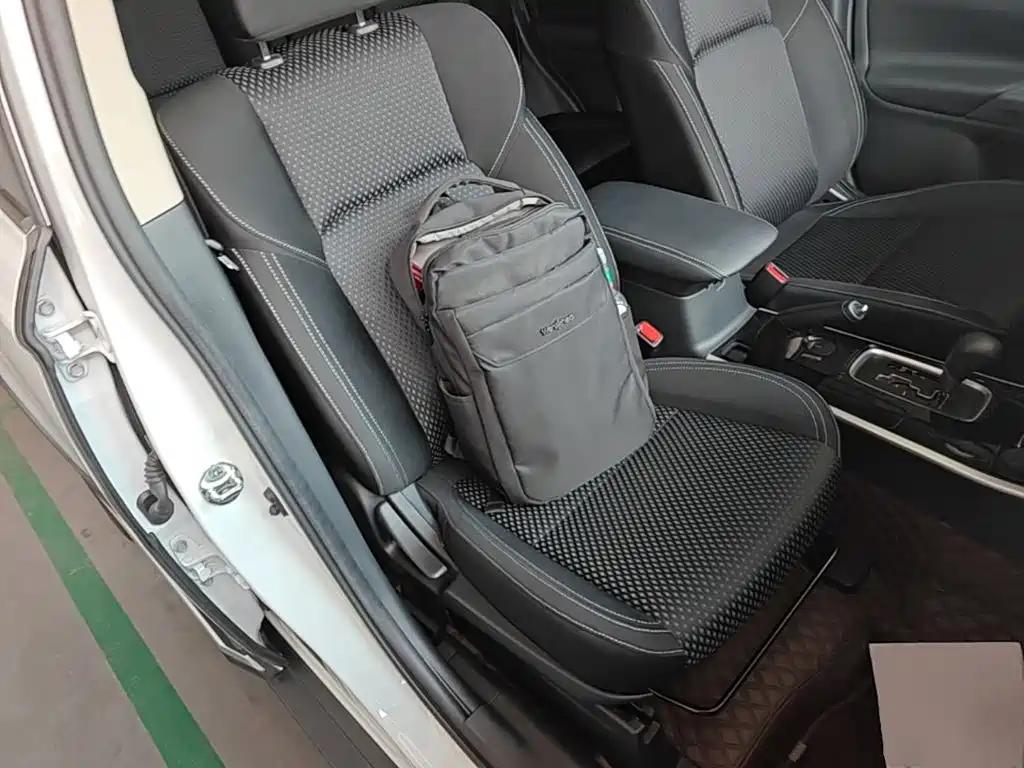 Mitsubishi Outlander 2021 2020 2.0L 2WD Comfort 5-seater