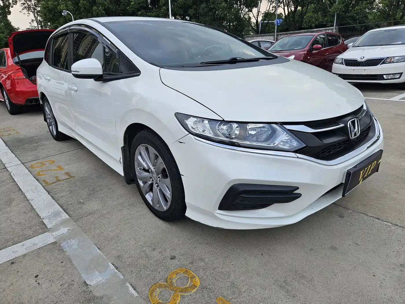 Photo 3 - Honda Jade