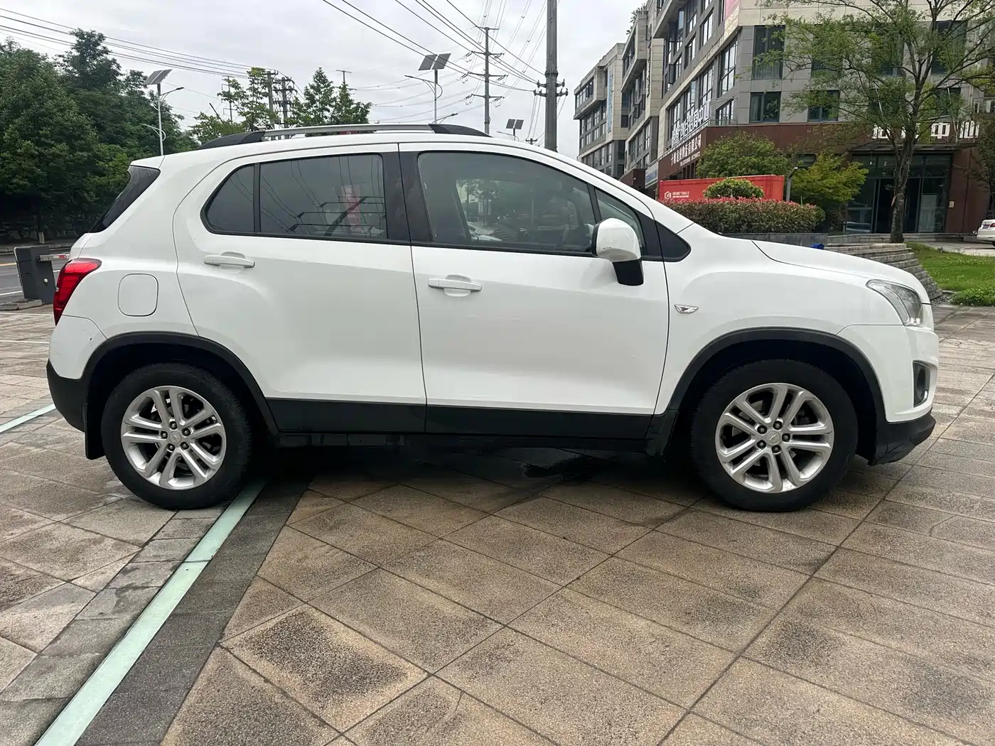 Chevrolet Trax 2016 1.4T Automatic 2WD Comfort Sunroof Edition фото 14