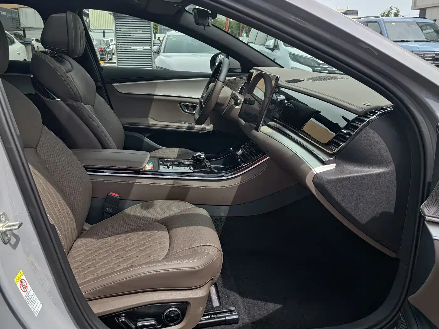 BYD Han 2025 DM-i Smart Driving Edition 125KM LiDAR Flagship фото 22