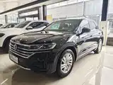 Фото 1 - Volkswagen Touareg
