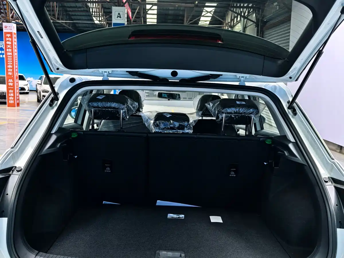 Volkswagen T-ROC 2026 280TSI DSG 2WD Time Edition фото 22