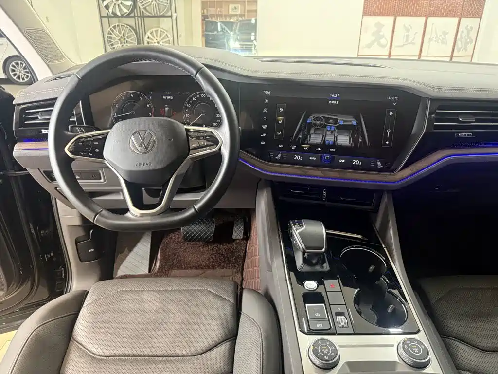 Volkswagen Touareg 2022 2022 2.0TSI Rui Shang Edition