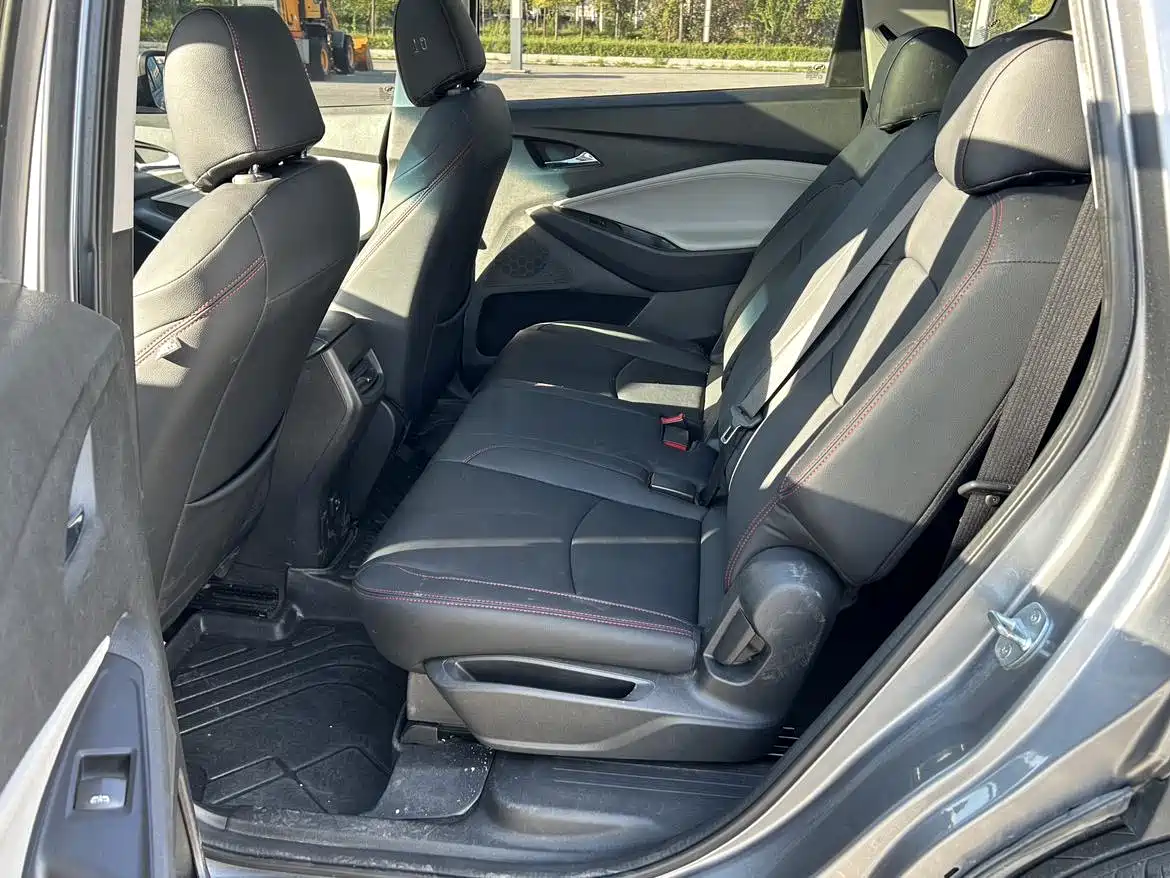 Chevrolet Volando 2020 Mild Hybrid Redline 530T Automatic Premium Edition (5+2 seater) фото 8