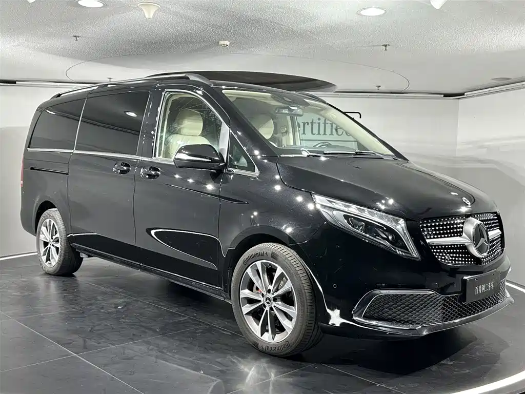 Mercedes-Benz V-Class 2022 V 260 Pilot Edition фото 17