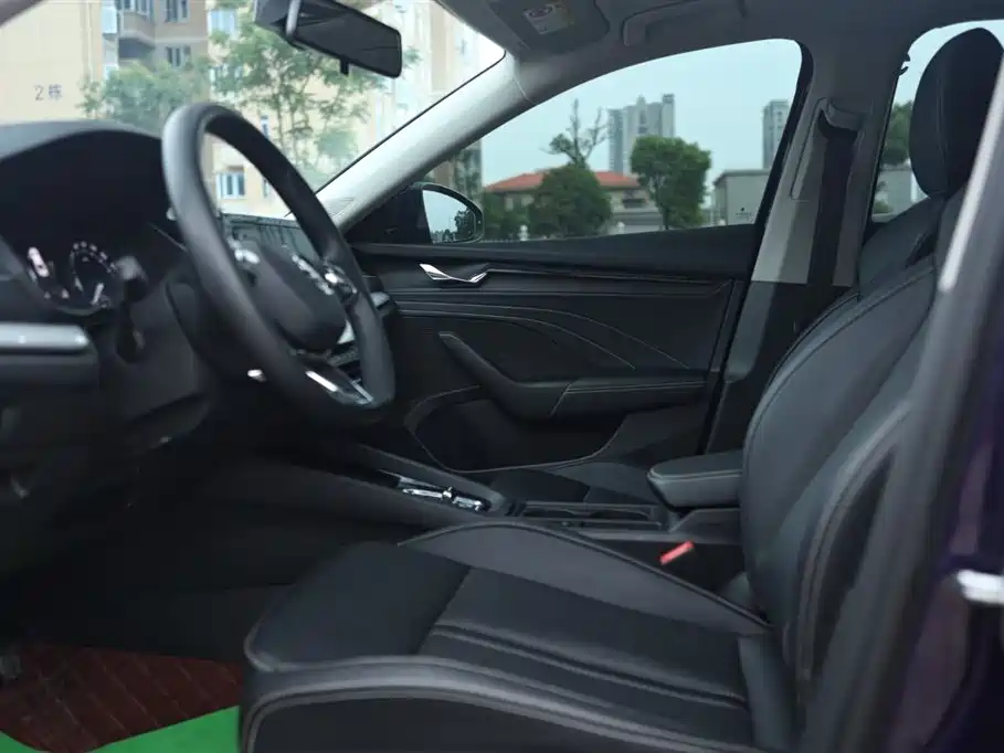 Škoda Octavia 2022 PRO TSI280 Premium Edition фото 8