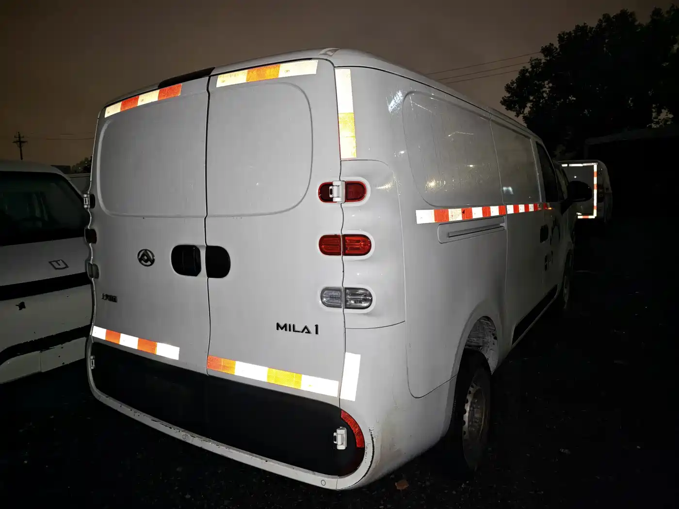 Maxus Dana V1 2025 2023 Model V1 Short Wheelbase High Roof (43kWh)