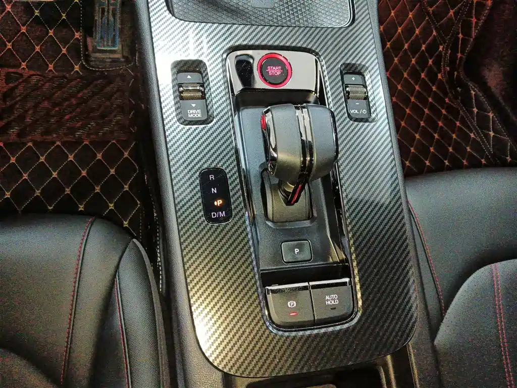 GAC Trumpchi Trumpchi Emkoo 2021 270T DCT J16 Edition фото 14
